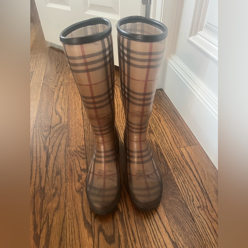 Burberry Rainboots